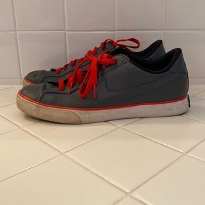 Nike size 11 sneakers